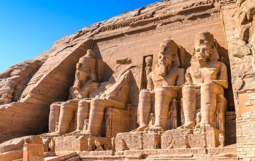 Excursión de un día a Abu Simbel desde Asuán en avión - ADT006