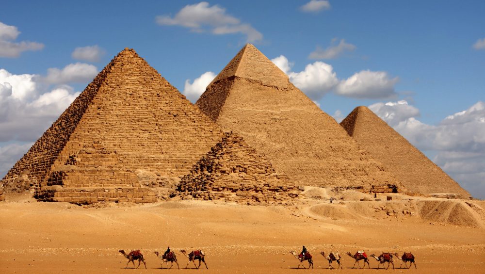 Egyptian pyramids scaled x