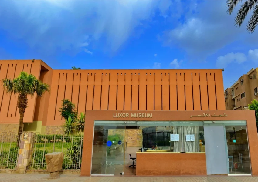Let’s discover the Luxor Museum
